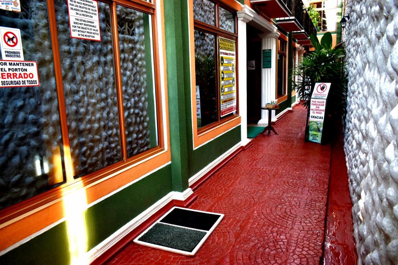 Apartahotel Tierras Amazonicas Leticia Bagian luar foto